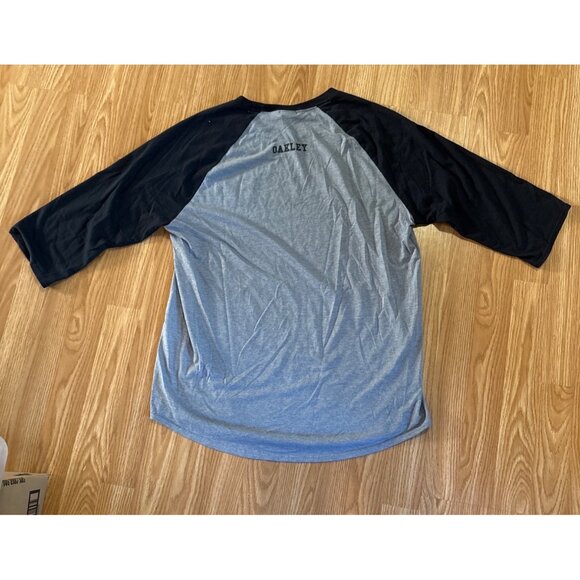 Oakley Mens Raglan Baseball Tee Custom Fit XL Grey Black - Picture 5 of 7
